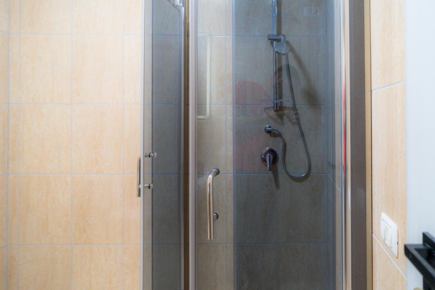 Enea Room In Center Shkoder Luaran gambar